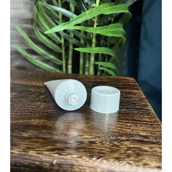 Rhode Barrier Restore Cream Daily Moisturizer, 50 mL / 1.7 Fl Oz. New, Sealed! - Picture 9 of 9